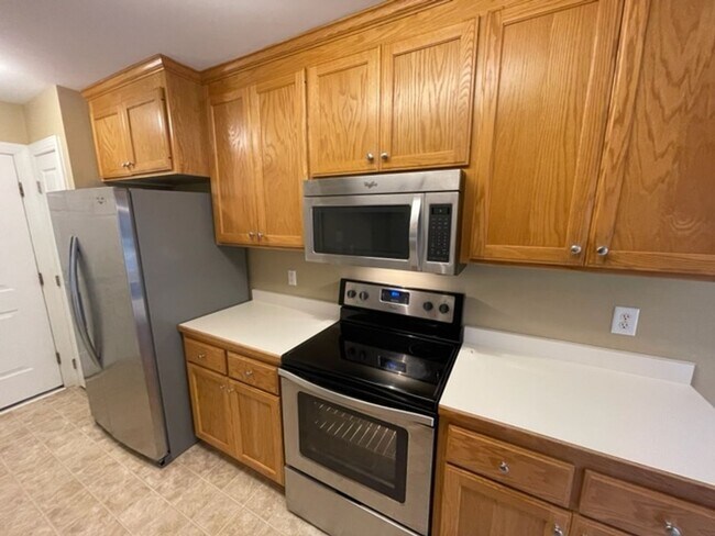 Building Photo - 1017 Bren Arbor Ct