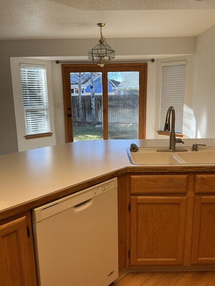 Kitchen - 2027 North Dove Avenue