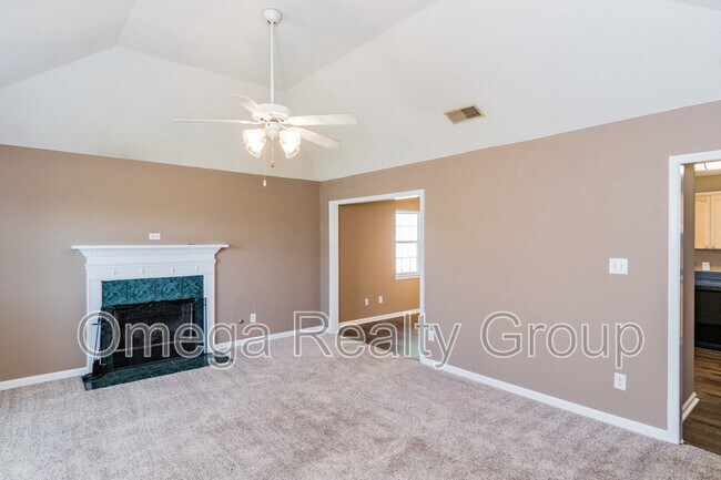 Building Photo - 2038 Plantation Pkwy