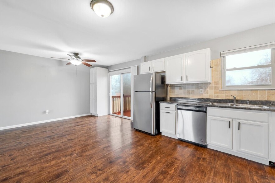 Building Photo - 2534 Millvalley Dr