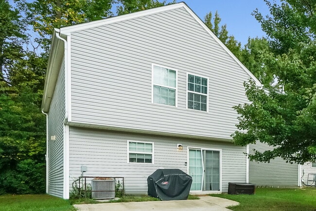 Building Photo - 3836 Glory St