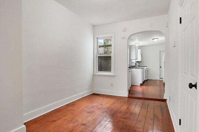 Building Photo - Coming Soon - Charming 3 Bedroom, 1.5 Bath...