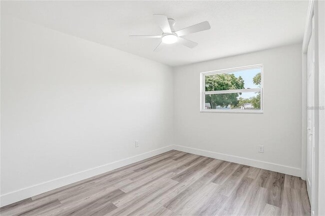 Building Photo - 1004 Idlebriar Way