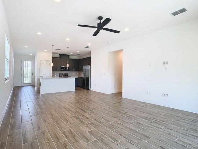 Building Photo - Gorgeous 3/2 Modern Home with a 2 Car Gara...