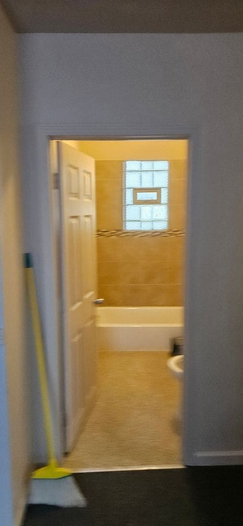 Building Photo - Charming 3BR House in Chicago