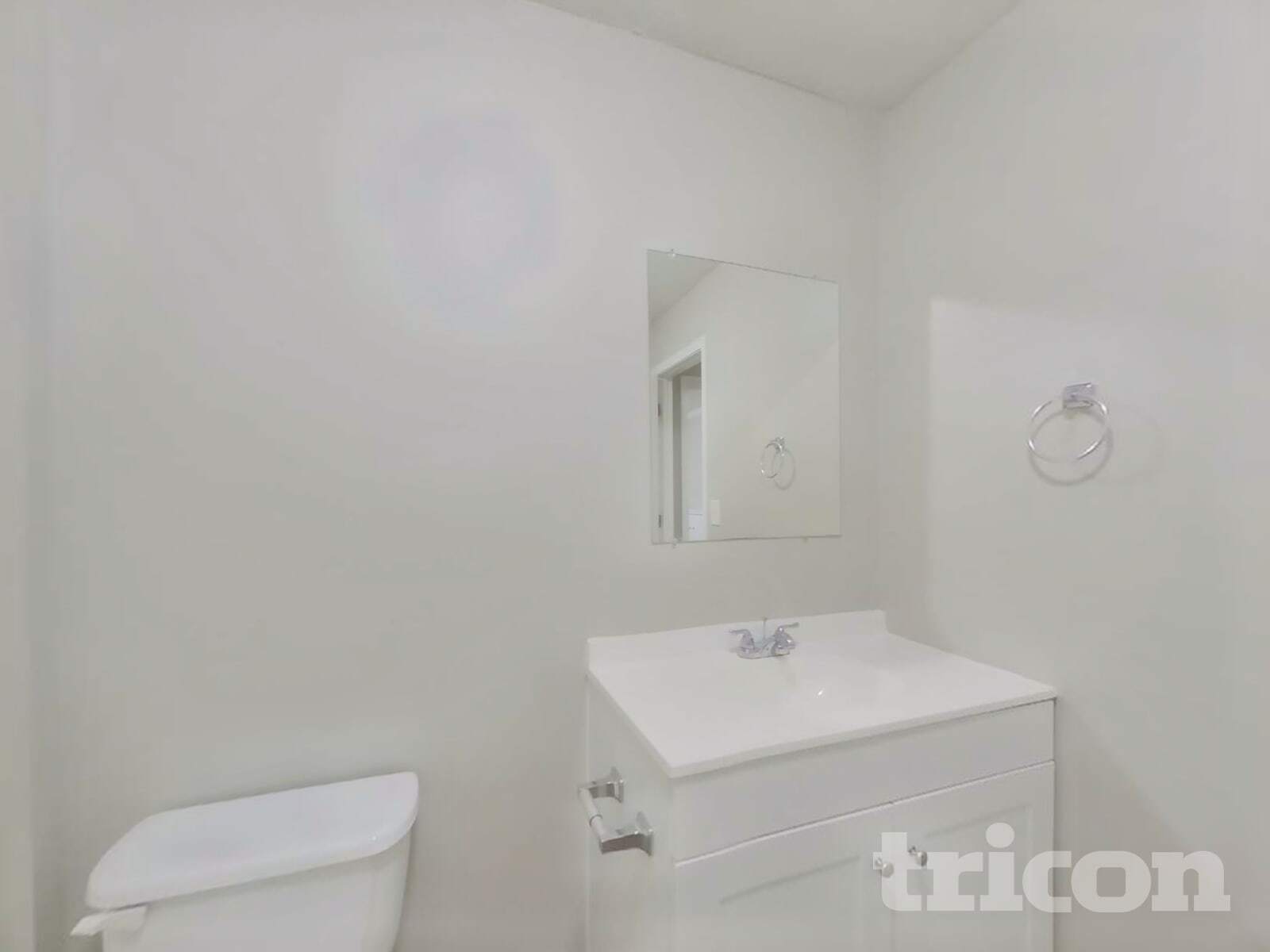 Building Photo - 1401 Lancaster Ct