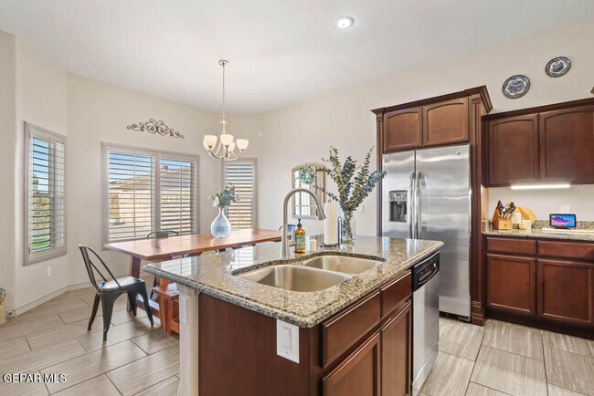 Building Photo - 14553 Hunters Grove Ave