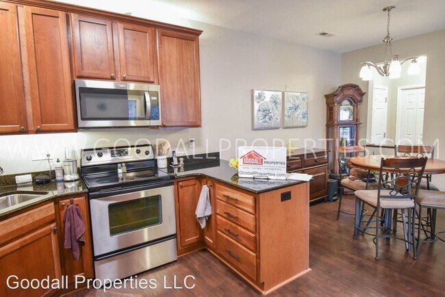 Building Photo - 2 br, 2 bath House - 3031 Grand Ave #214