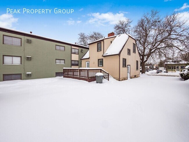 Building Photo - 1000 King Ave