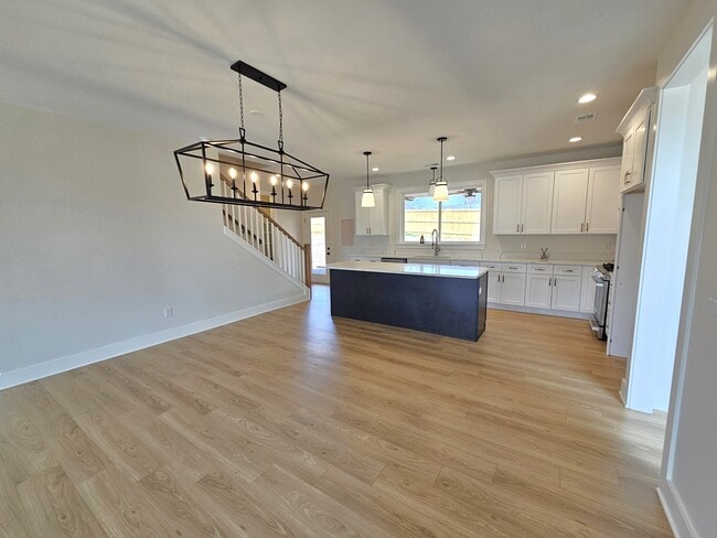 Building Photo - 3400 Pennington Rd