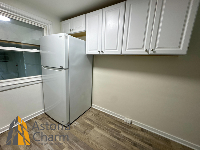 Building Photo - Cozy 2-Bedroom Home with Modern Updates & ...