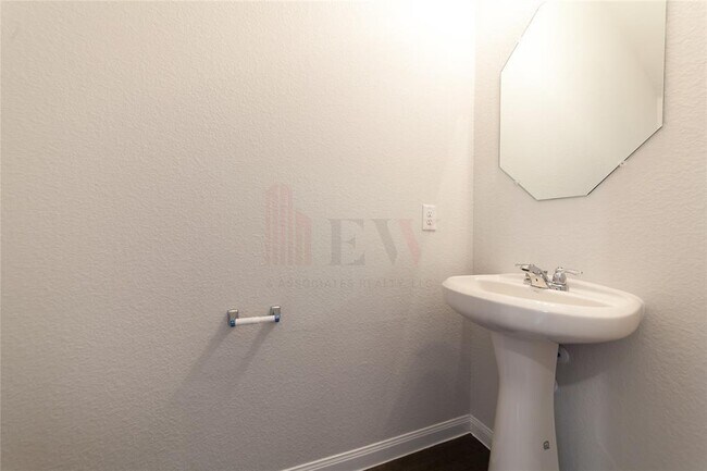 Building Photo - 2906 Orchid Ranch Dr