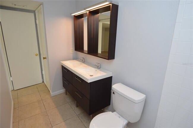 Building Photo - 8645 Fancy Finch Dr