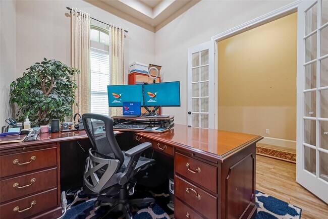 Building Photo - 25618 British Pine court