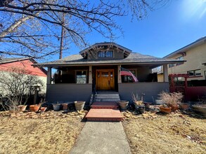 Building Photo - 520 N 7th St