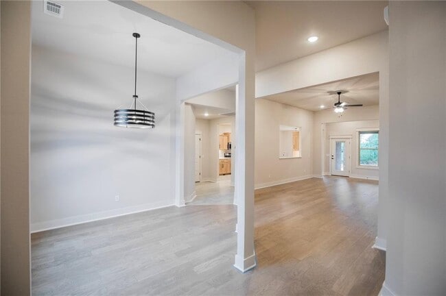 Building Photo - 1371 Padova Ave