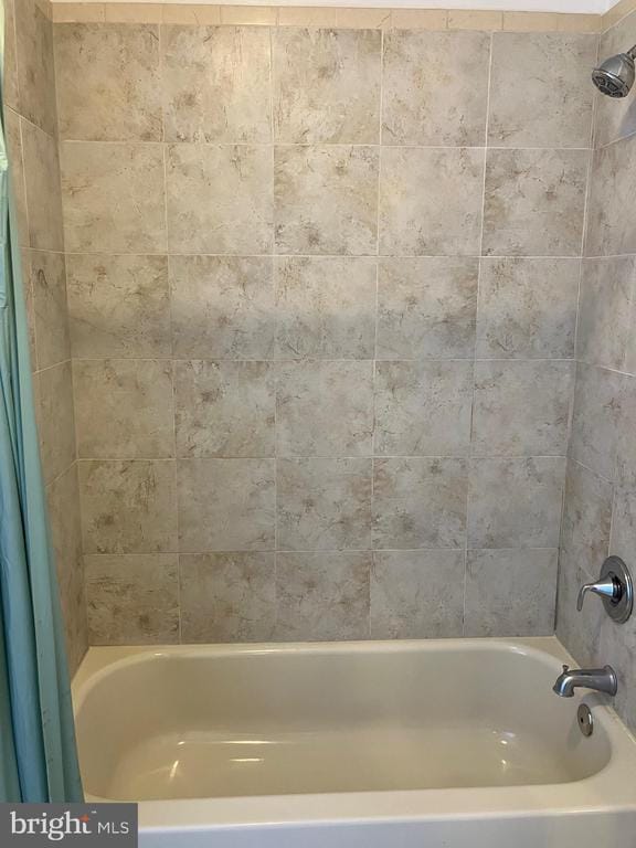 Building Photo - 1920 Fontain St