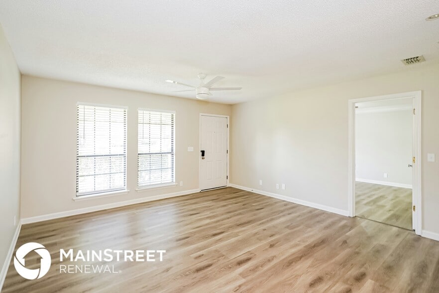 Building Photo - 421 Jonquil Ct