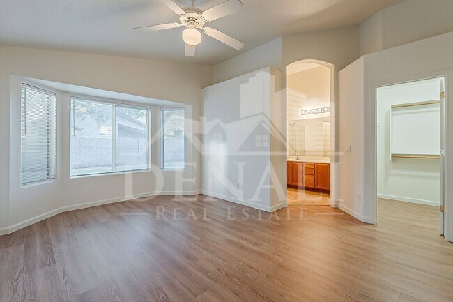 Building Photo - 3980 E Pinon Ct