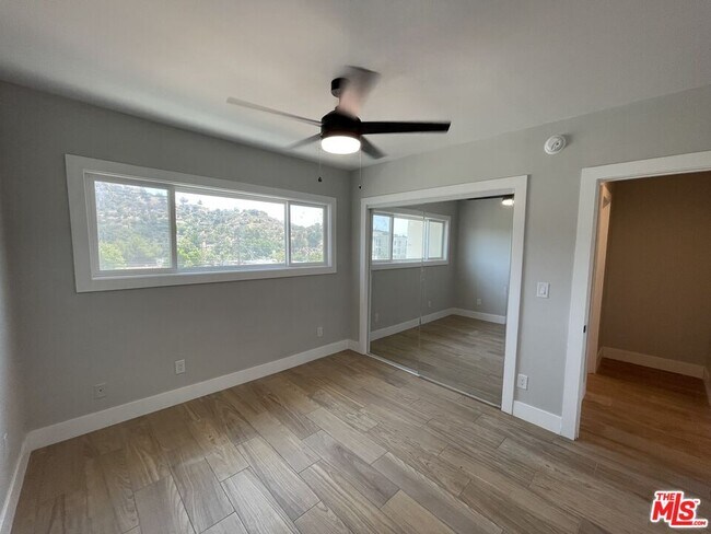 Building Photo - 9949 Pinewood Ave