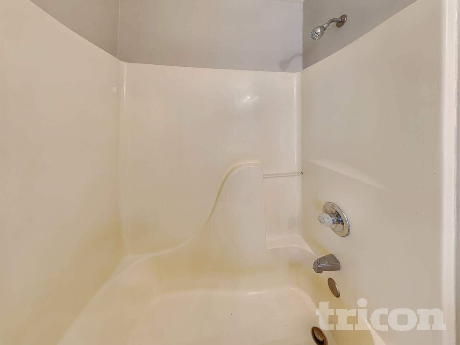 Building Photo - 5260 Pin Oak Dr