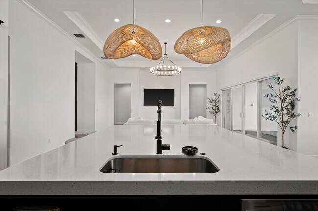 Building Photo - 4727 Estates Cir