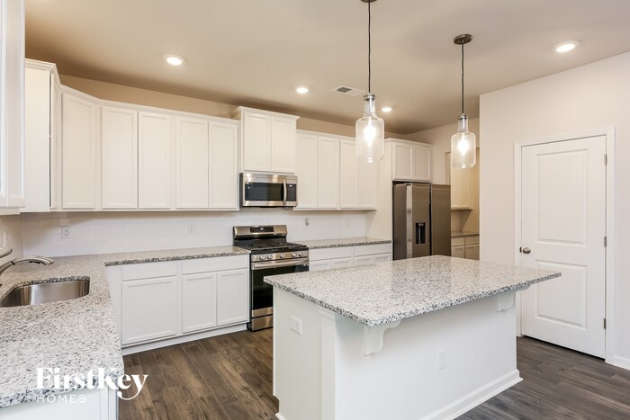 Building Photo - 106 Wild Lily Dr