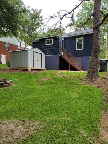 Building Photo - 615 Washington St