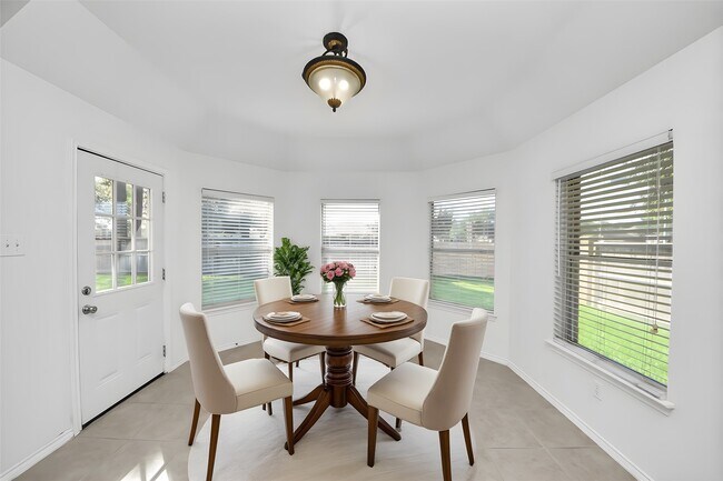 Building Photo - 16611 Gentle Stone Dr