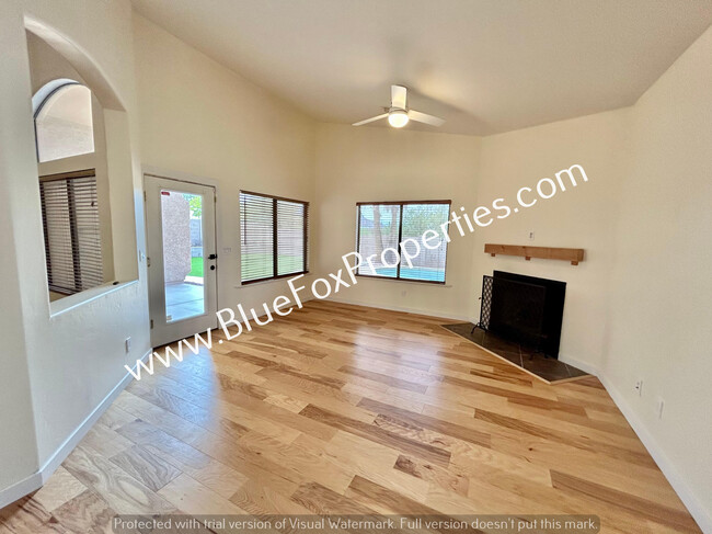 Building Photo - 7447 N Bradstreet Dr