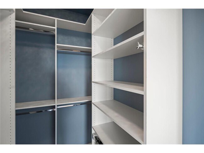 Building Photo - 500 E Grant St