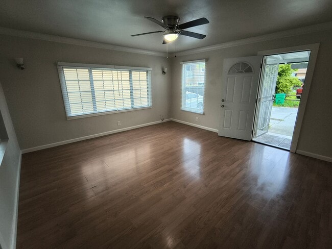 Building Photo - 2Bed/1Bath Single Family Home Located In Private Area Near East 14th St. San Leandro, Ca.