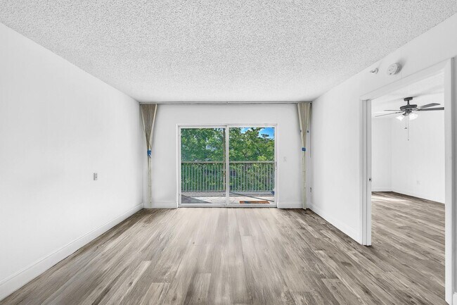 Building Photo - 9580 Weldon Cir