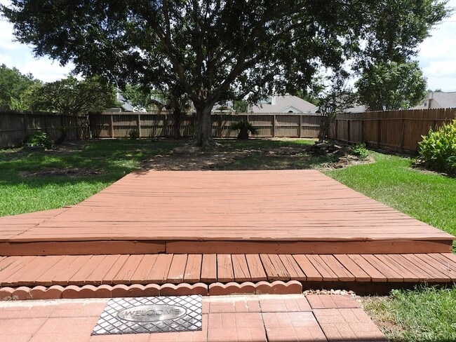 Building Photo - 3107 Rimrock Dr