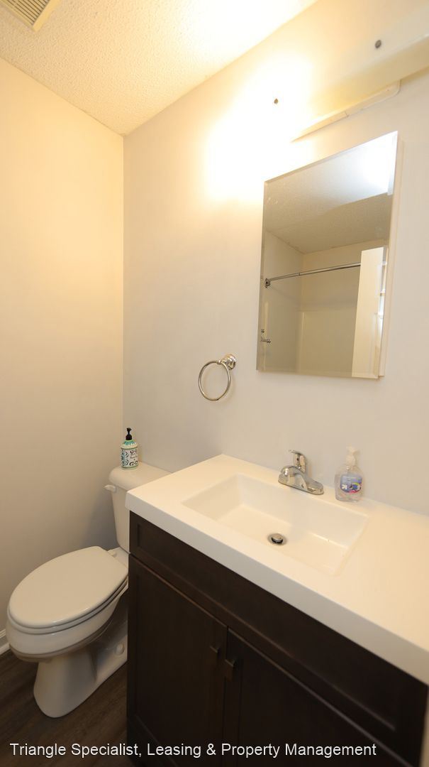 Building Photo - 1501 Creekwood Ct