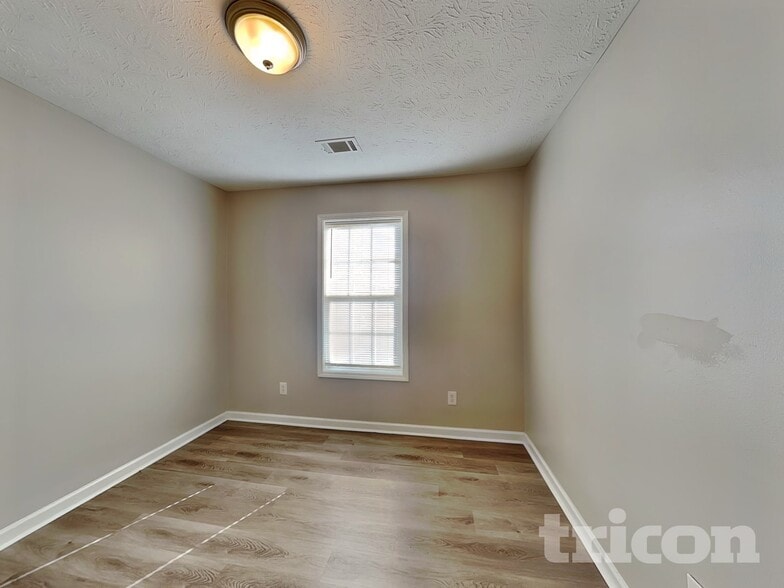 Building Photo - 360 Brannans Ct