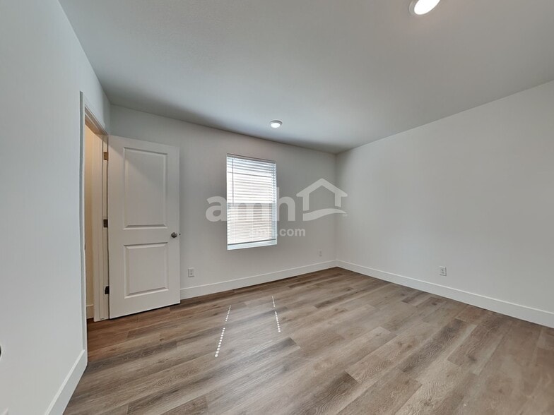 Building Photo - 4288 Halo Hollyhock St