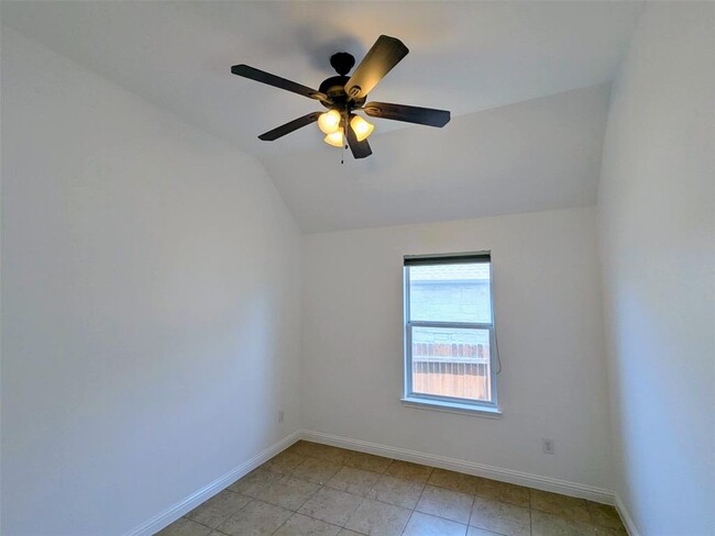 Building Photo - 4217 Buckskin