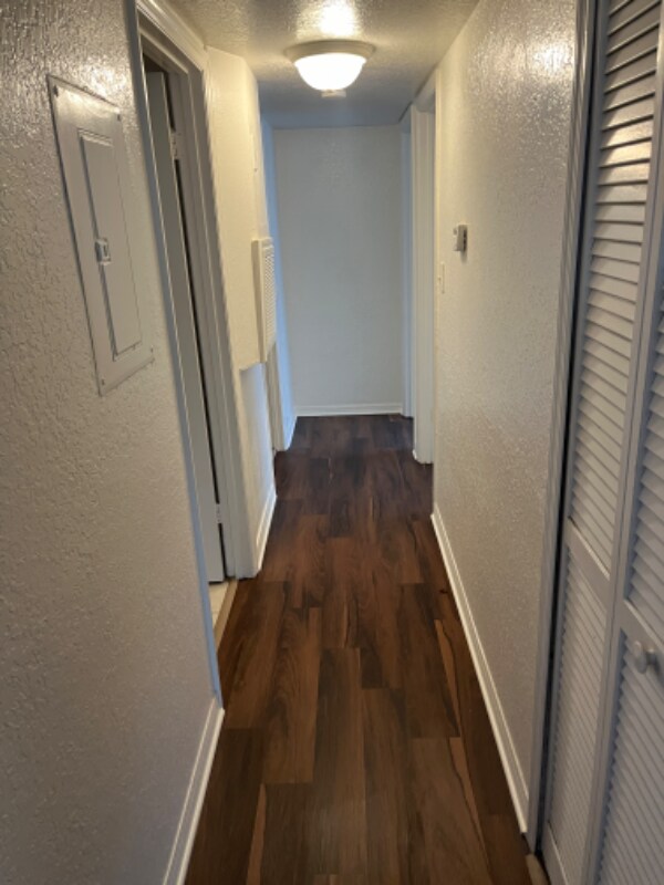 Building Photo - 2917 Antique Oaks Cir