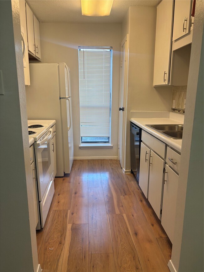 Building Photo - 7900 N Stadium Dr