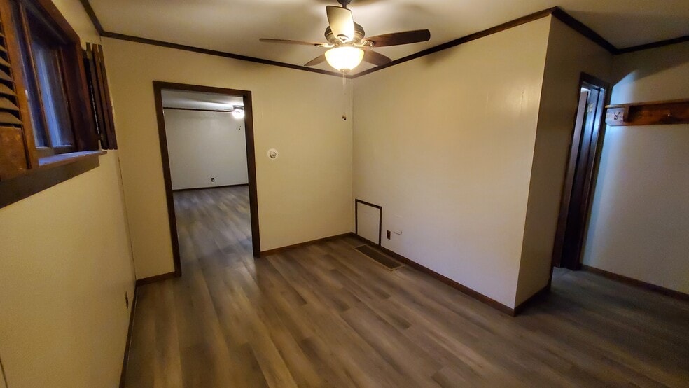 Building Photo - 7463 Dickman Trl