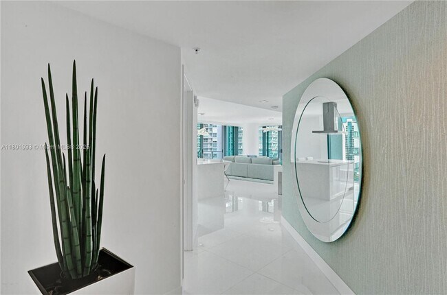 Building Photo - 330 Sunny Isles Blvd
