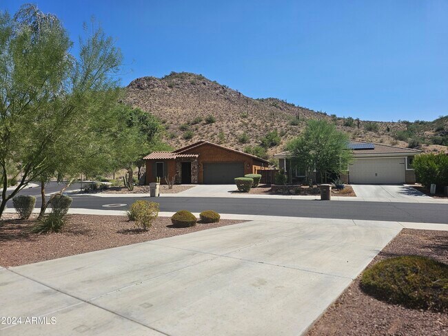 Building Photo - 27284 N Skipping Rock Rd