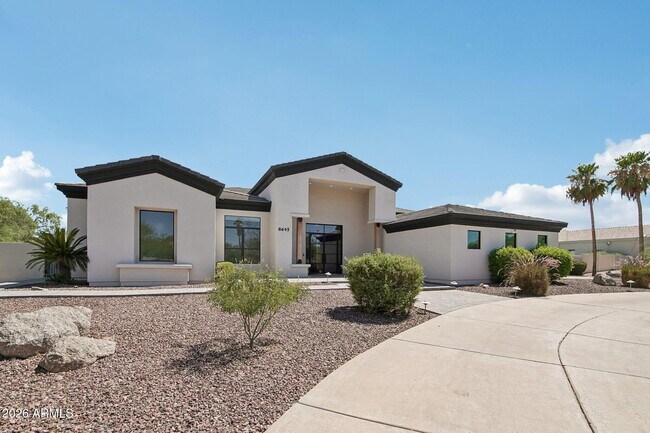 Building Photo - 8645 E Wood Dr