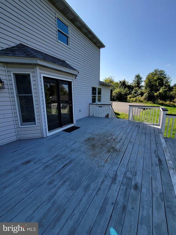 Building Photo - 328 Township Line Rd