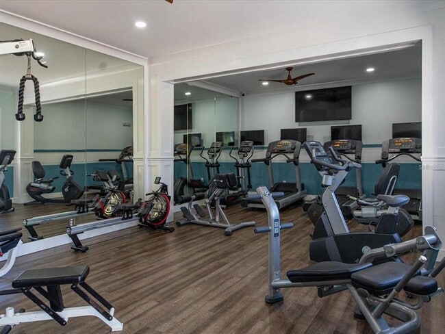 Building Photo - 7704 Drayton Cir