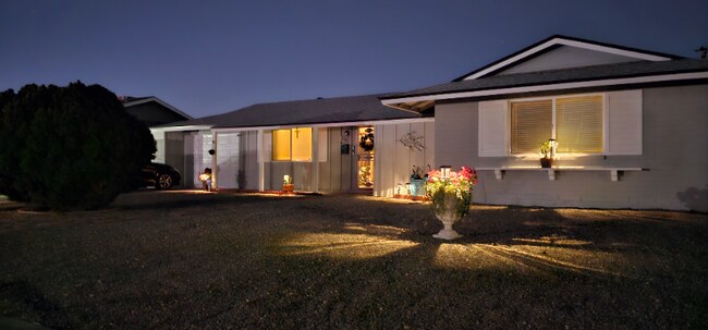 Primary Photo - 10042 W Riviera Dr