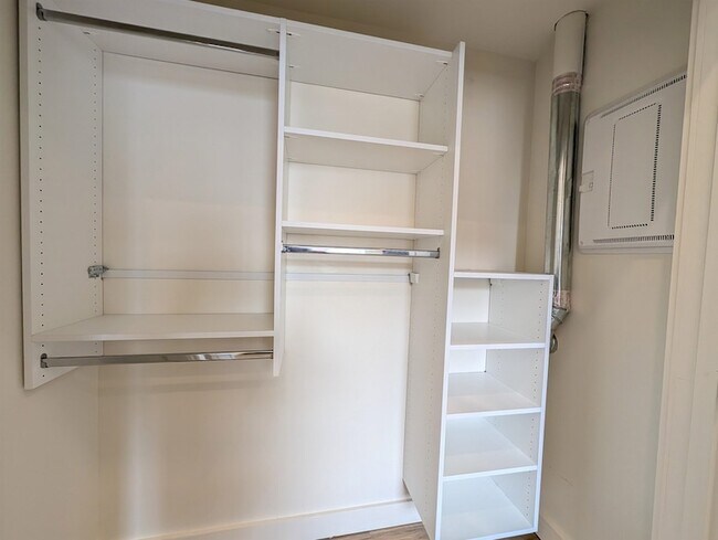 Building Photo - 22 S Main St