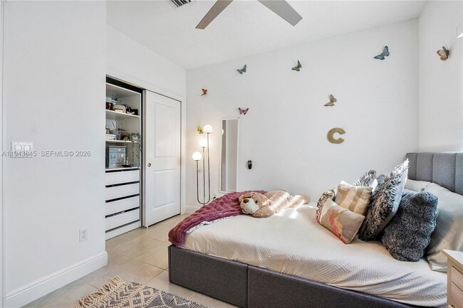 Building Photo - 1827 Sandpiper Pointe Pl