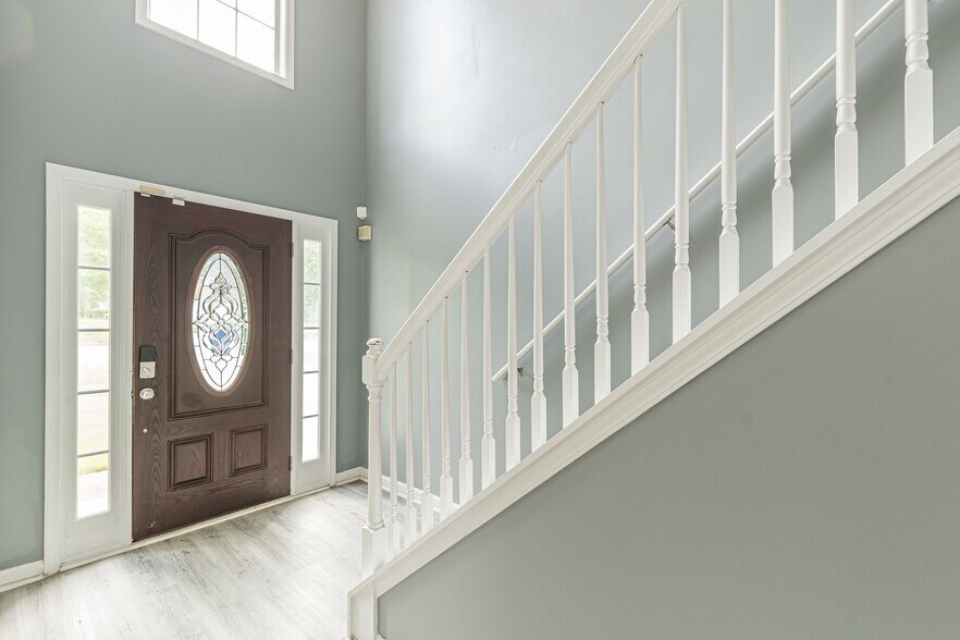 Building Photo - 4332 Abram Dr